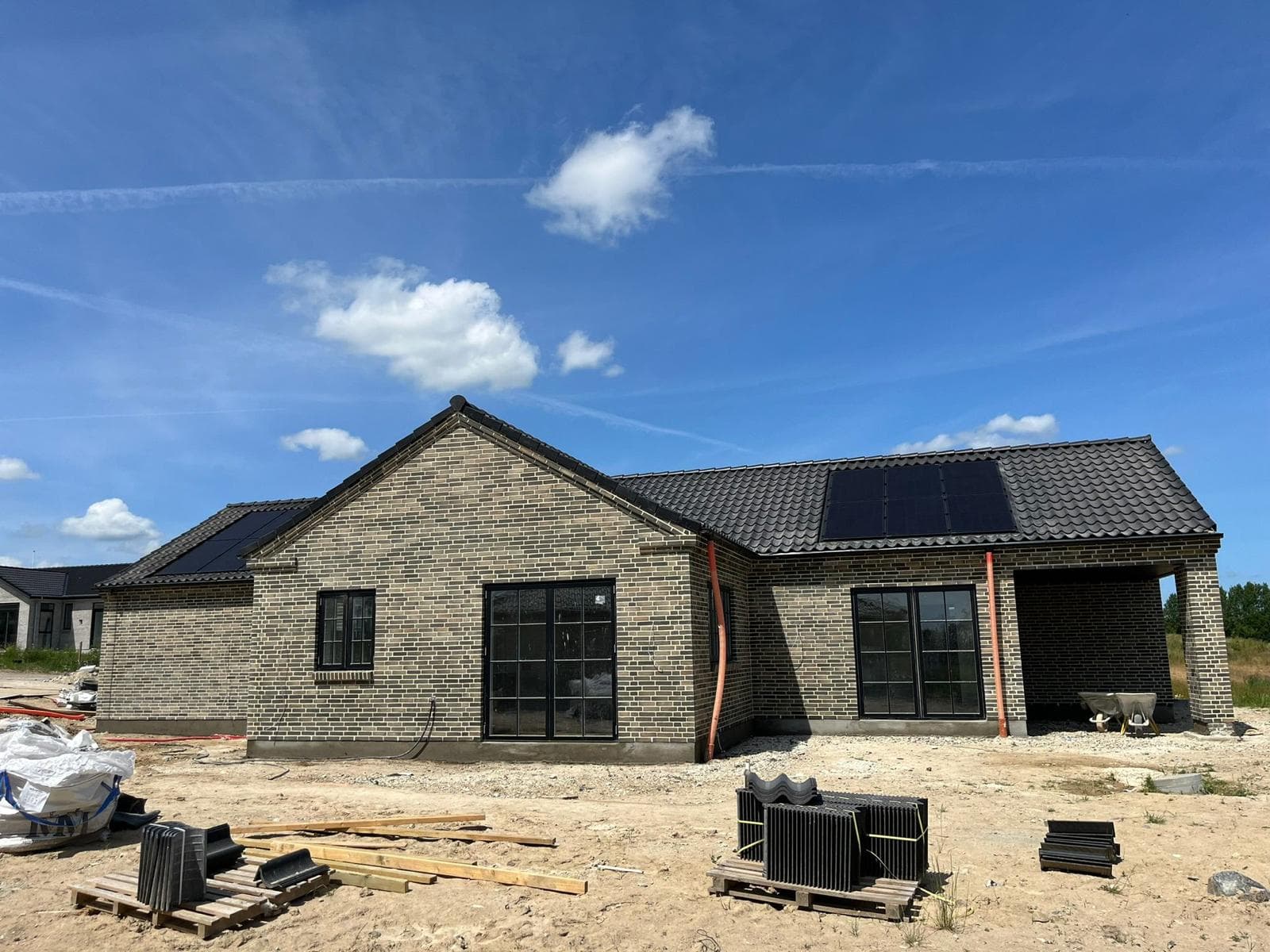 Energivenligt hus med solceller