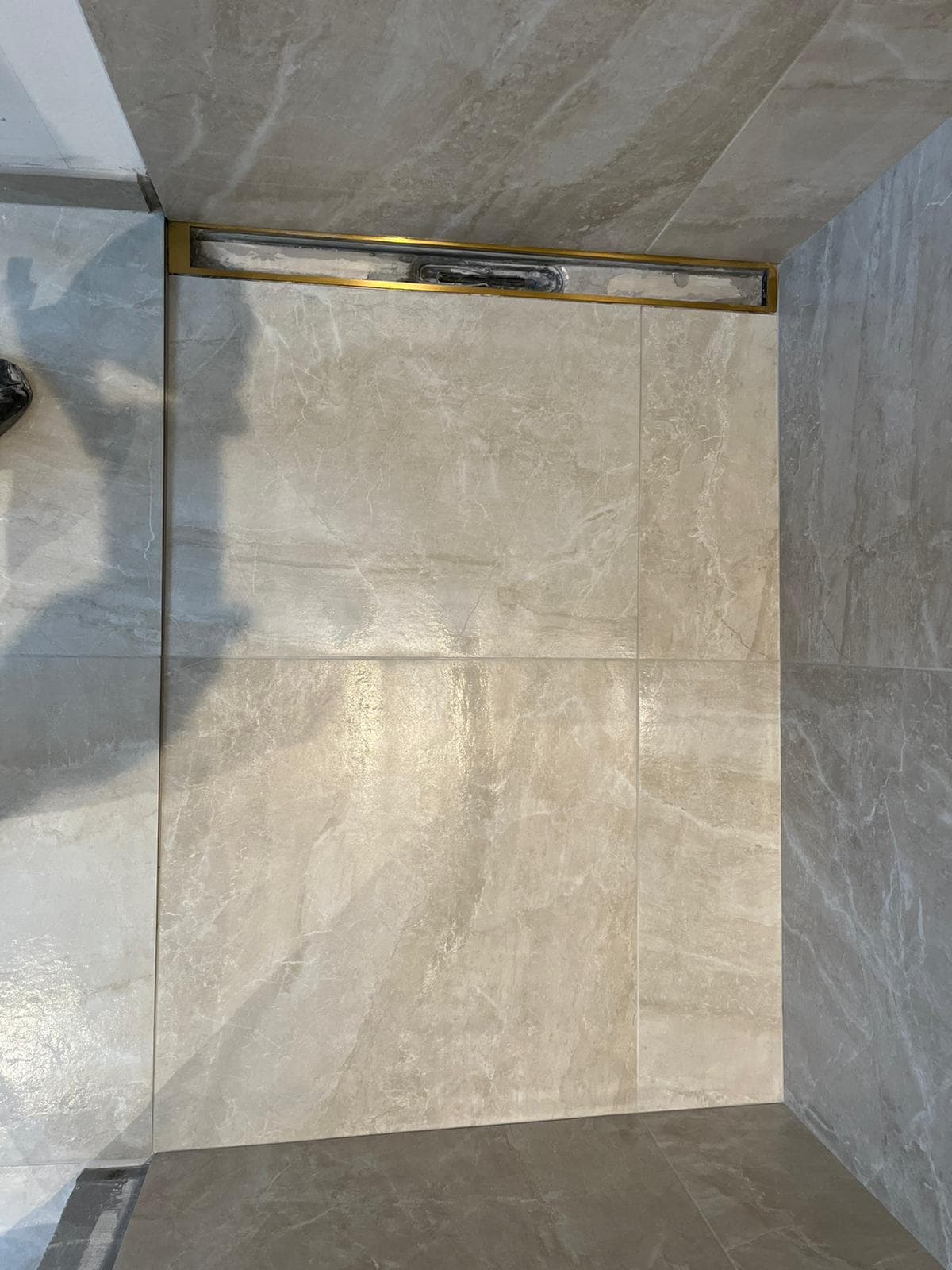 Bruseniche med gulvafløb